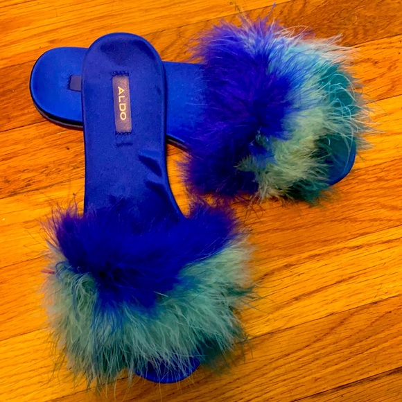 Shoes - Fluffy Blue Slides